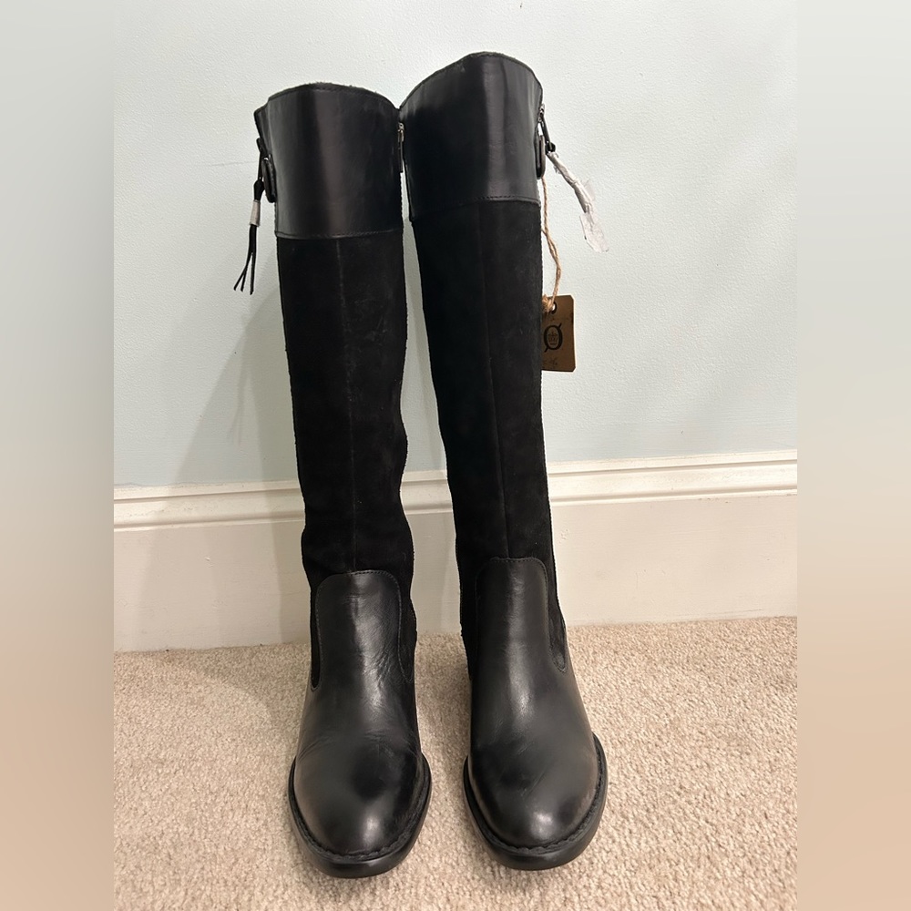 Born Women’s Uchee Black Suede and Leather Boot